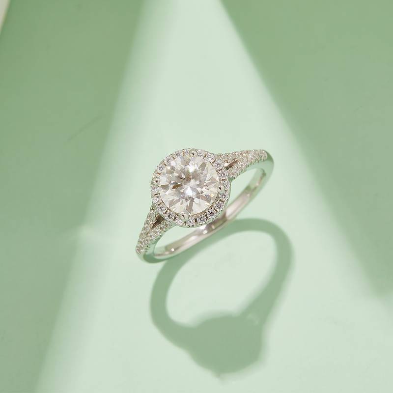双臂圆包S925银镀白金MoissaniteWomen's Ring1.5ctD级